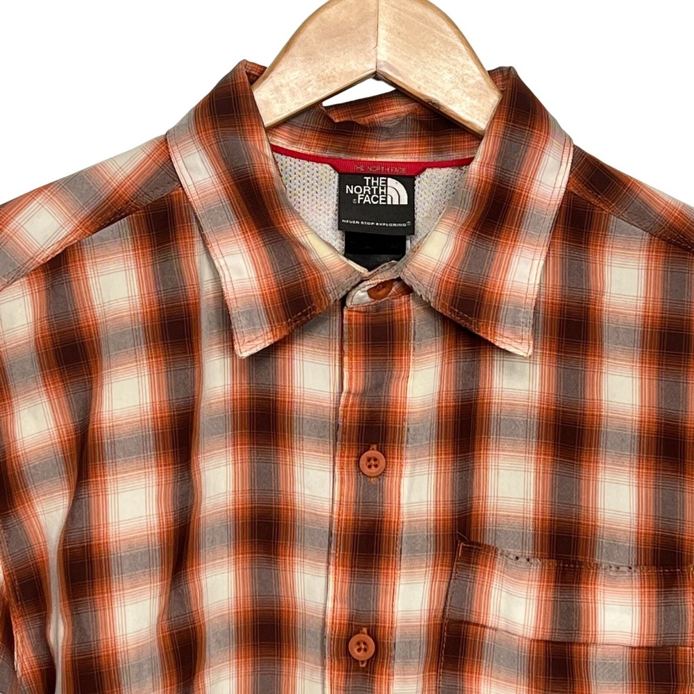 The North Face‎ Mens Medium Polyester Orange Plaid Button Up Long Sleeve